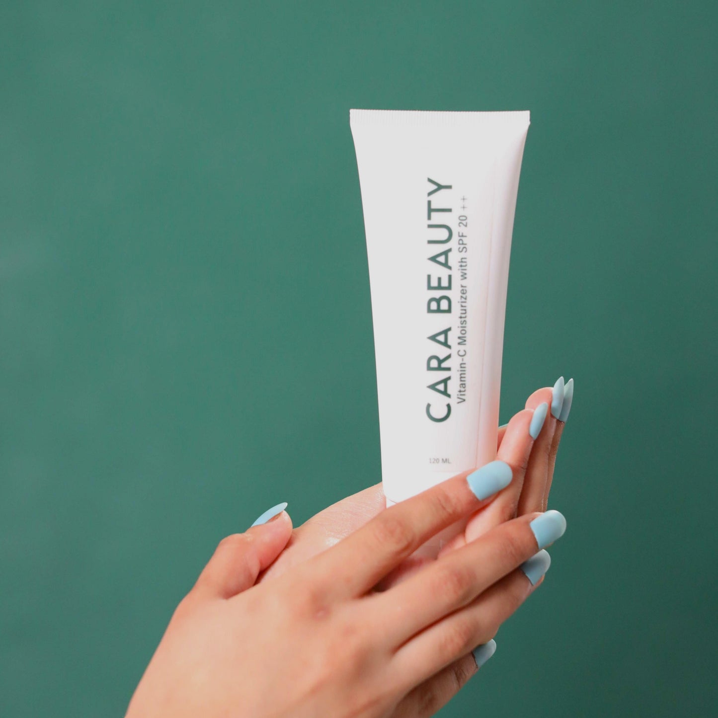 Moisturizer with Vitamin C & SPF 20++ 120ml
